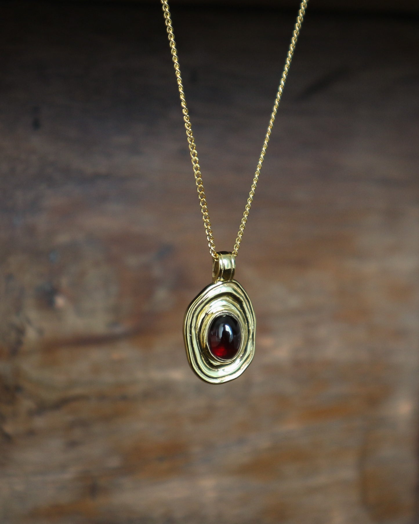 Portal Necklace Garnet Gold [pre-order]